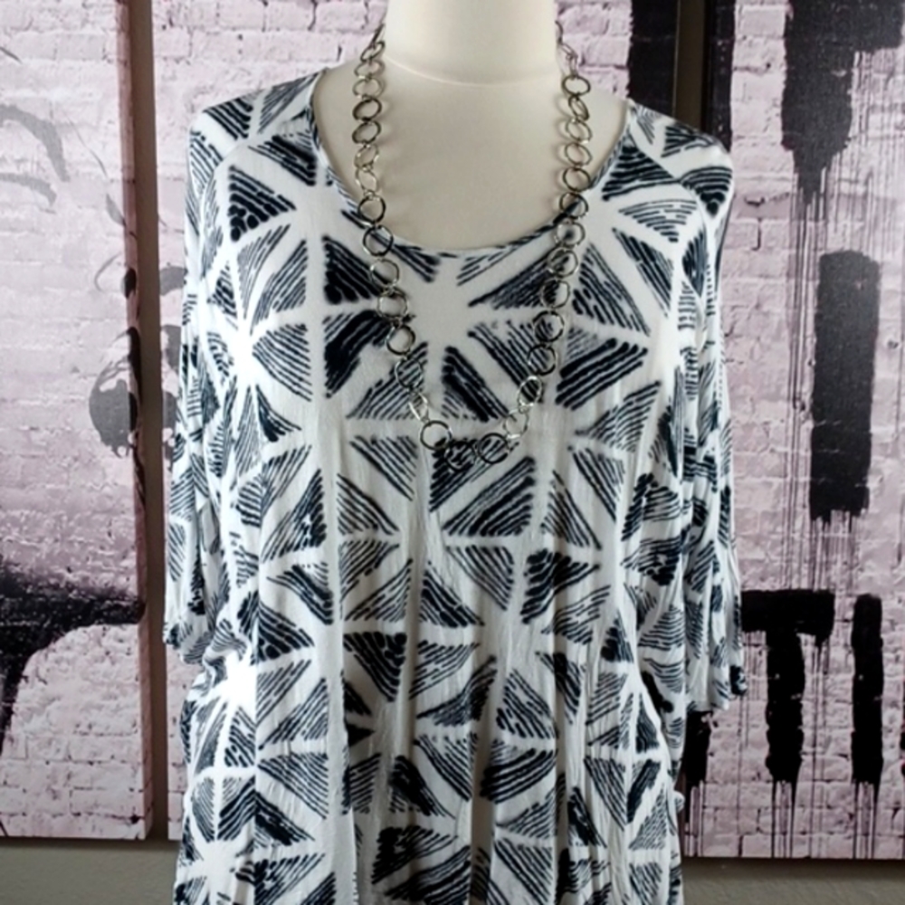 ❤️6 items for $30 sale!!❤️ J.Jill Black & White Tunic EUC - Picture 1 of 5